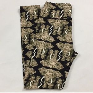 New Lularoe OS paisley on black elephant leggings!